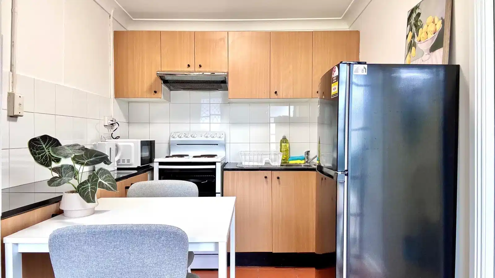 Room 3 - Bathroom?w=400&h=260&fit=crop&q=40&auto=format&trim=auto