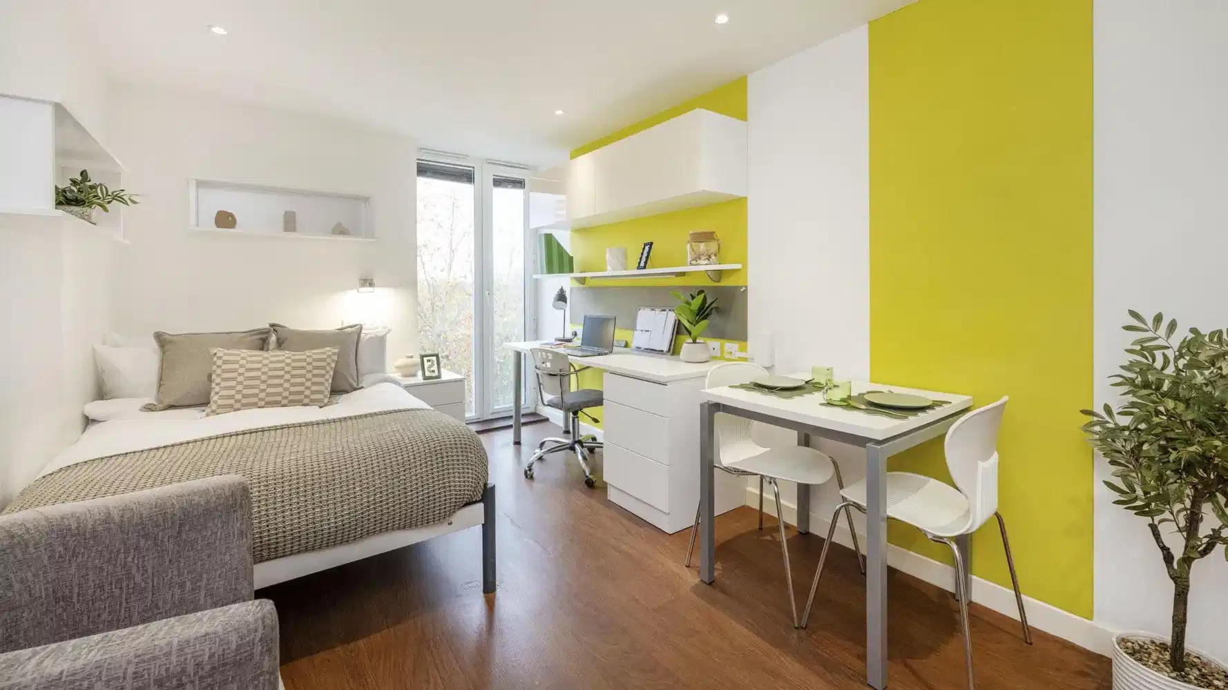 Amenities?w=400&h=260&fit=crop&q=40&auto=format&trim=auto