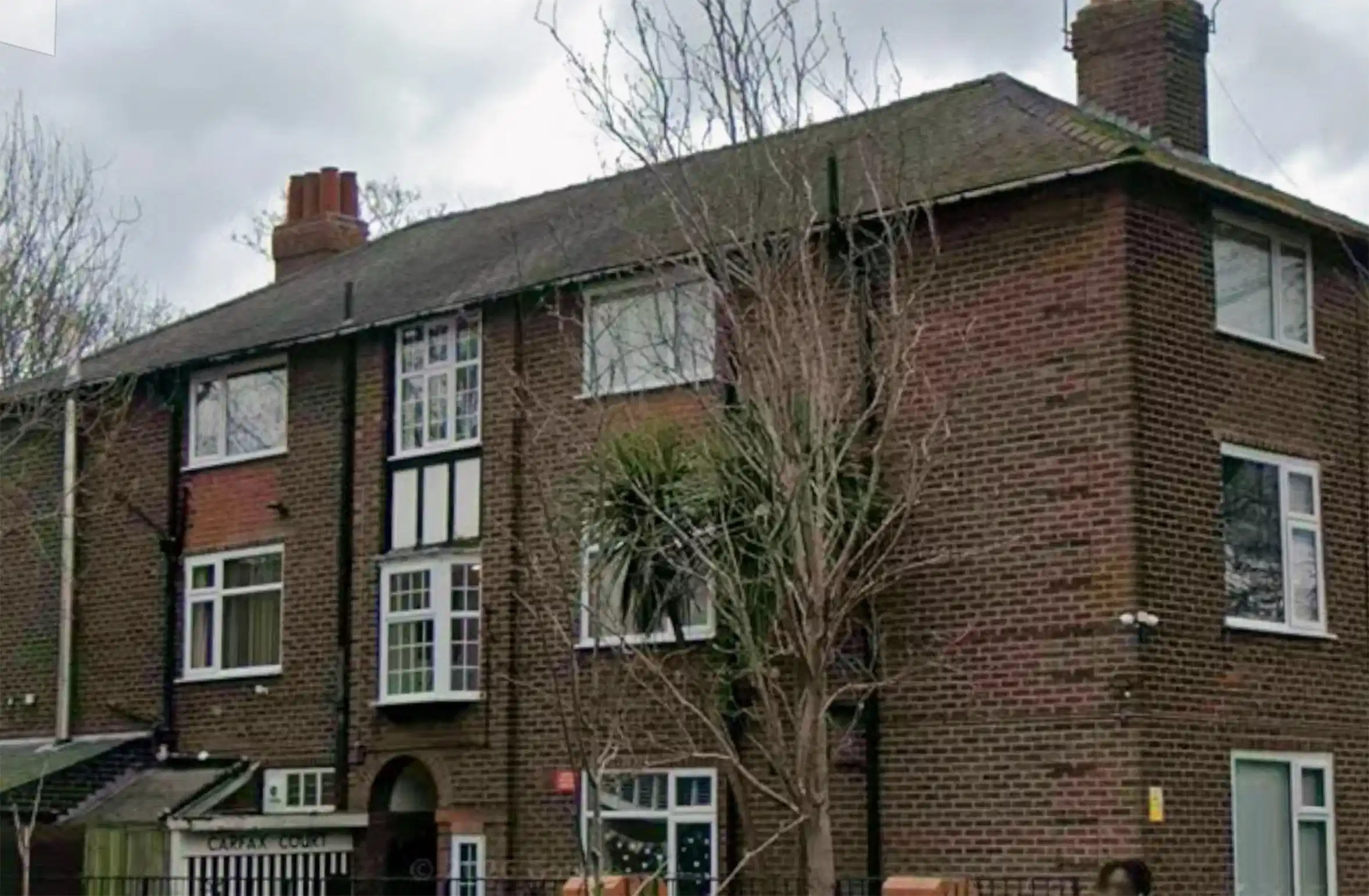 Carfax Court Flats, Manchester image 16