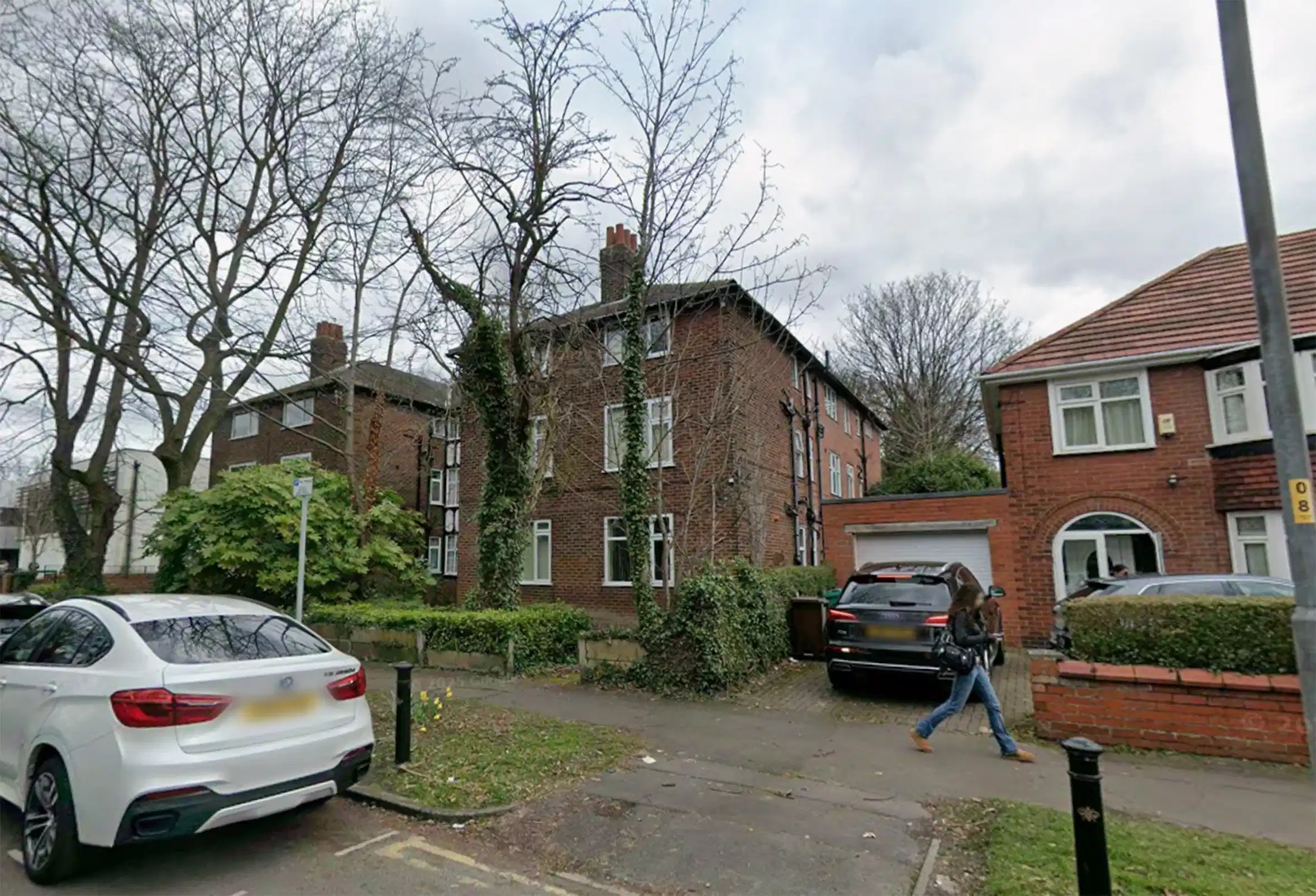 Carfax Court Flats, Manchester image 10