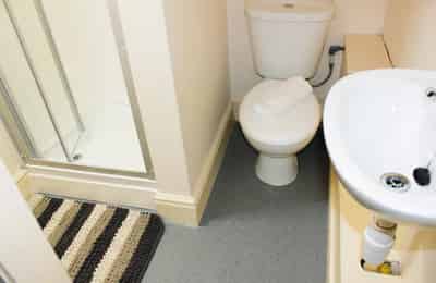 30 Victoria Road, Cambridge - Cambridge, England, United Kingdom - Bathroom