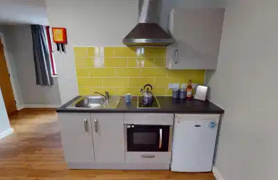 Avalon Court, Nottingham - Nottingham, England, United Kingdom - Superior Studio - Kitchen