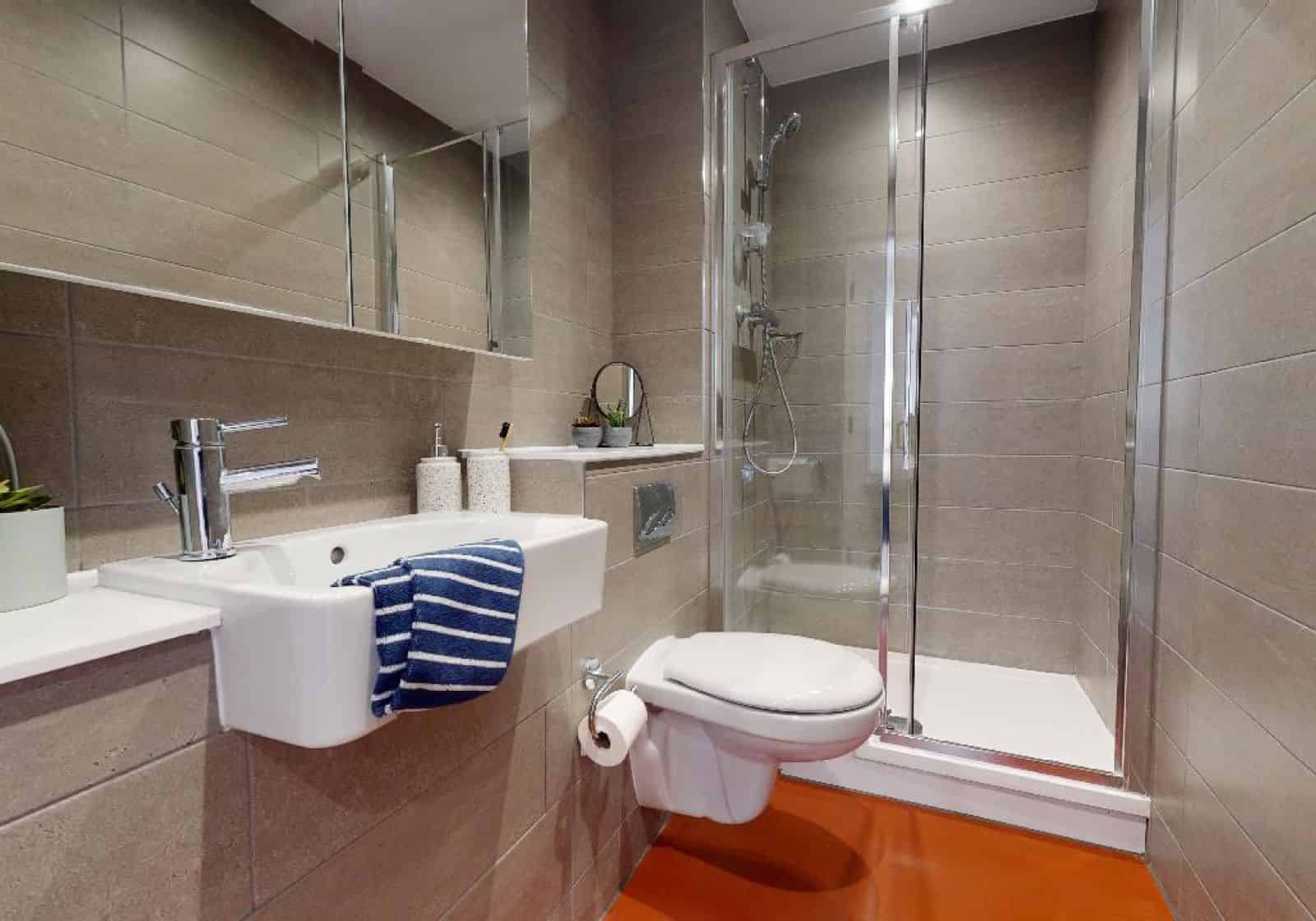 Standard 2 Bedroom Apartment Middle