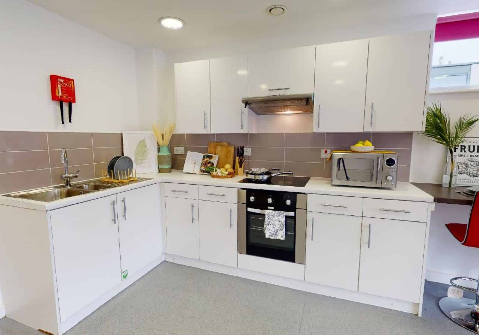 Standard En suite Lower