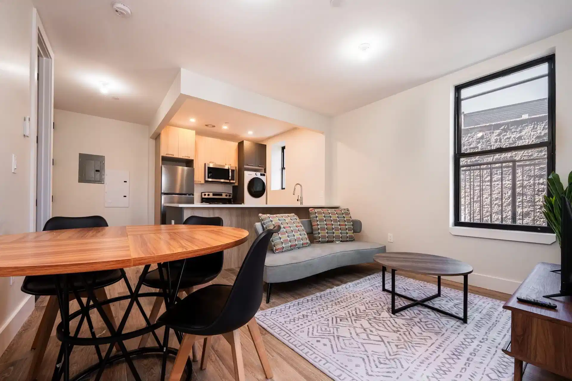 Kitchen?w=400&h=260&fit=crop&q=40&auto=format&trim=auto