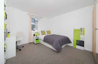 Froghall, Aberdeen - Aberdeen, Scotland, United Kingdom - Premium Plus 3 Bed Flat - Bedroom