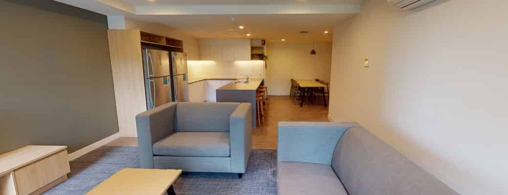 Bedroom?w=400&h=260&fit=crop&q=40&auto=format&trim=auto