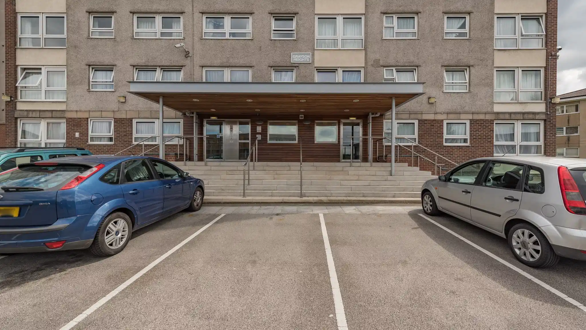 Grayson Heights, Leeds - Leeds, England, United Kingdom - Exterior