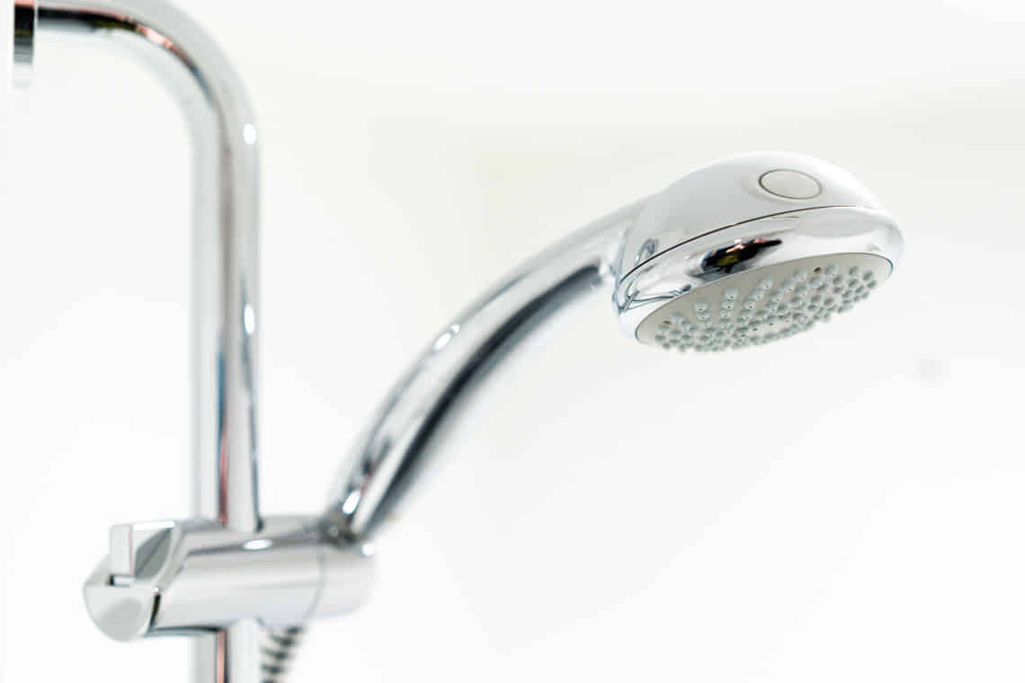 Exterior?w=400&h=260&fit=crop&q=40&auto=format&trim=auto