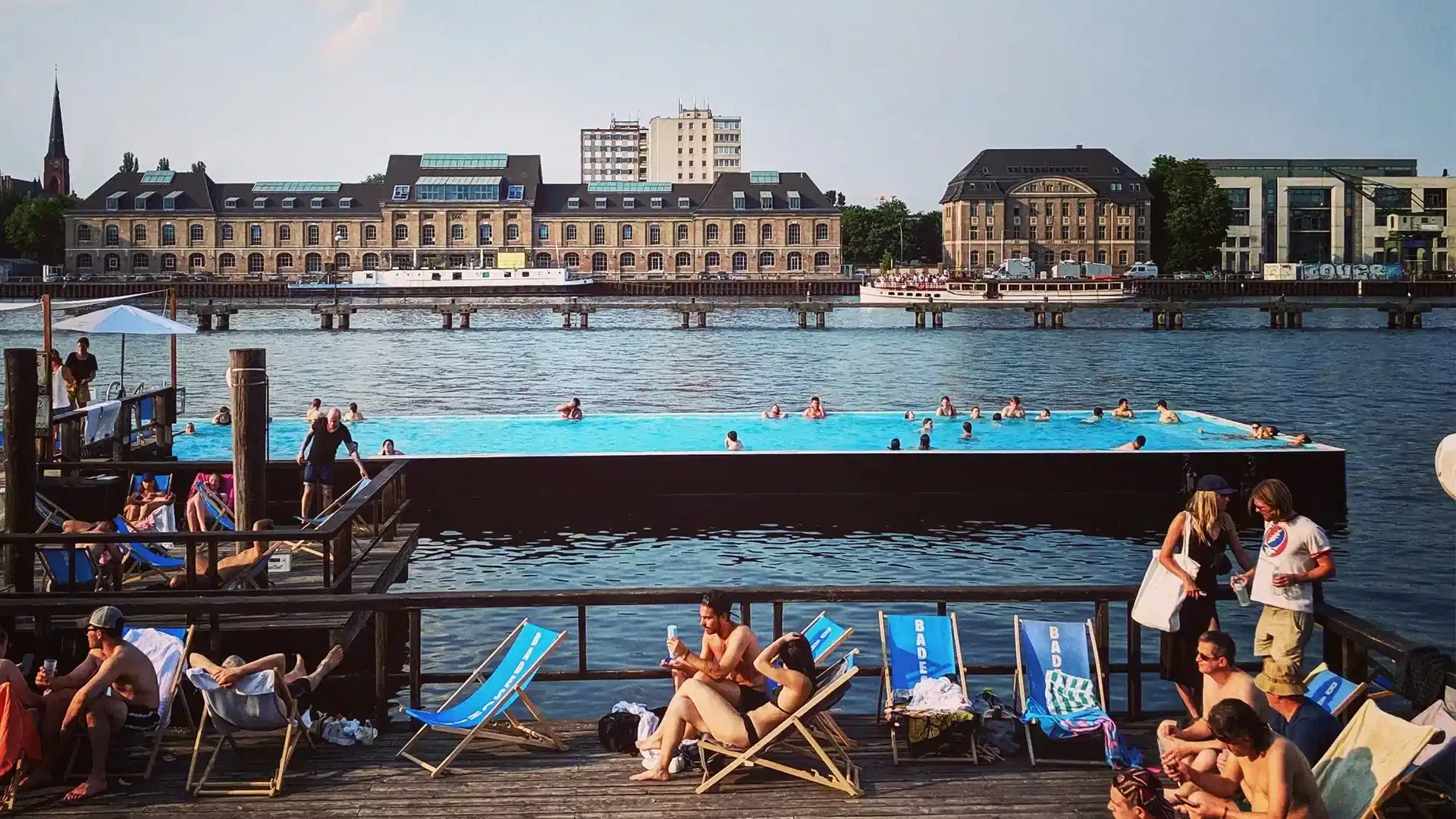 The FIZZ Berlin, Berlin - Berlin, Germany - Exterior