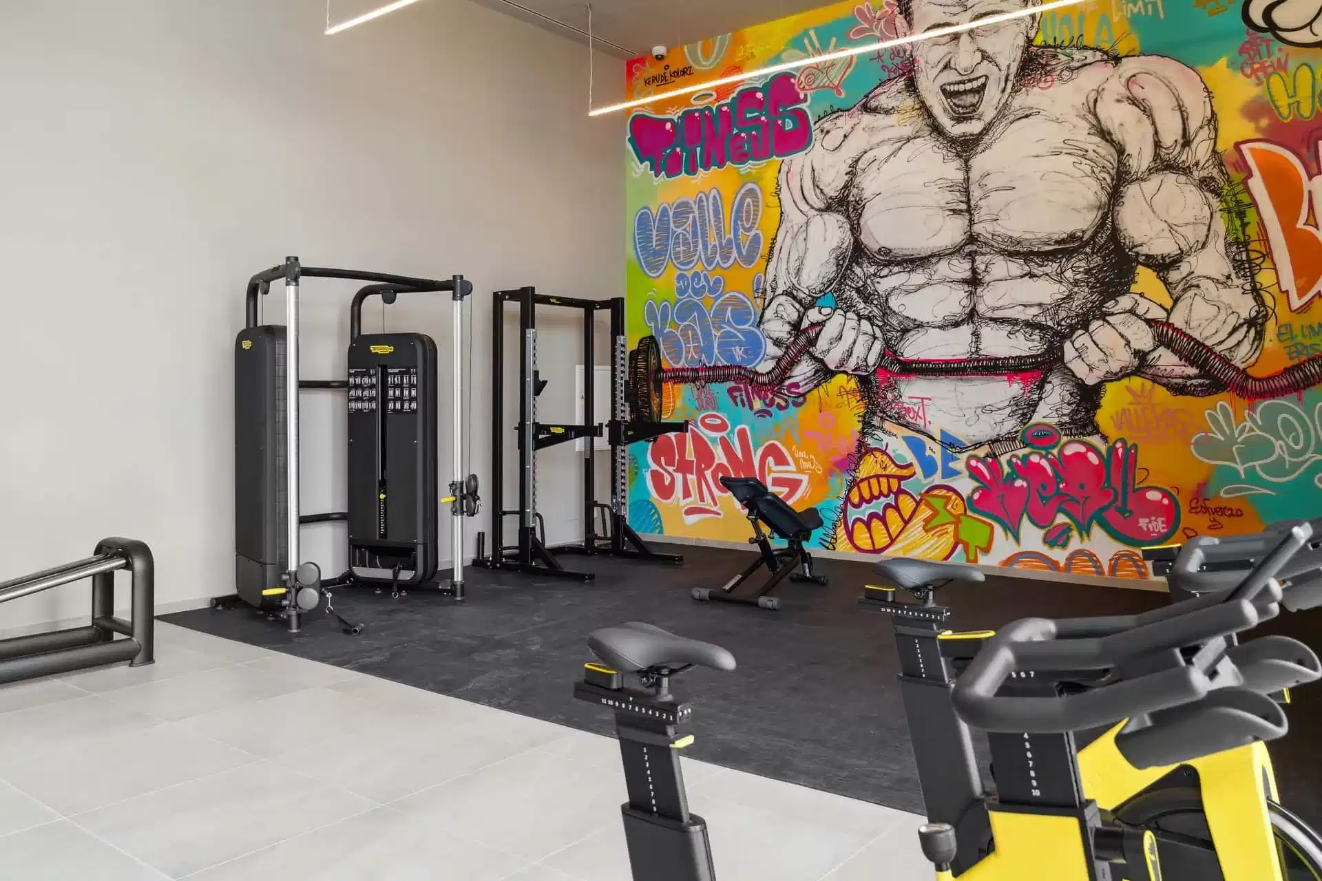 SPC 28051, Madrid - Madrid, Spain - Amenities