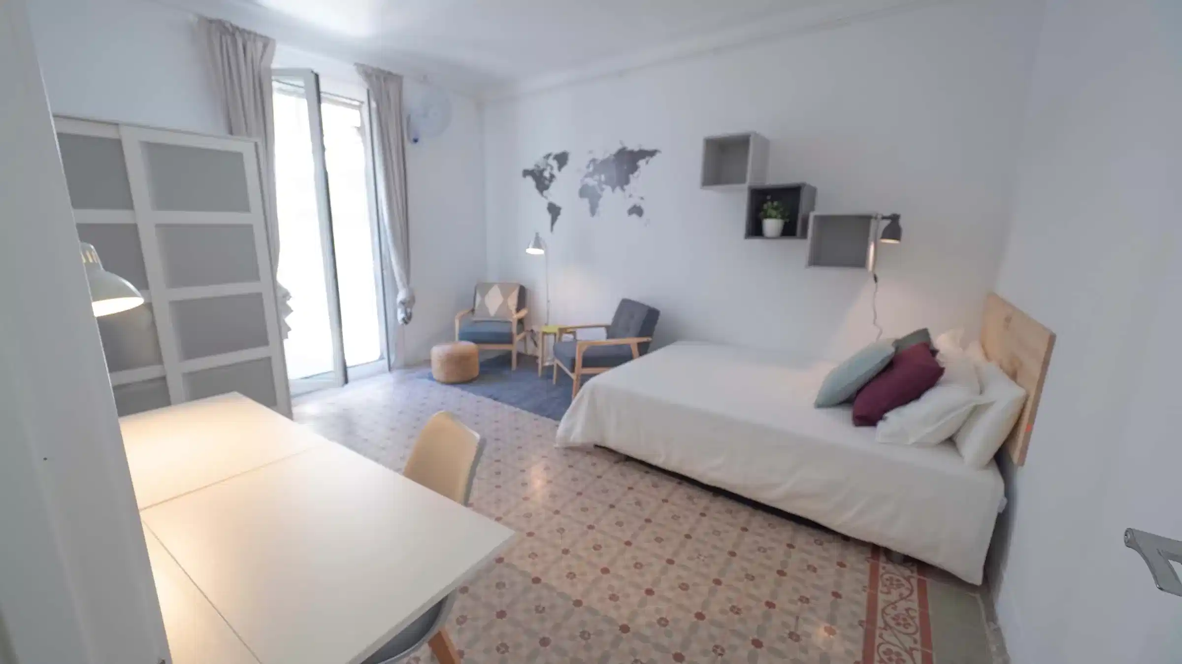 Carrer Gran de Gràcia, Barcelona - Barcelona, Spain - Room in a 6 Bedroom 3 Bathroom - Bedroom
