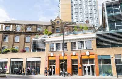 Book Chapter Aldgate London Student Accommodation | Amber