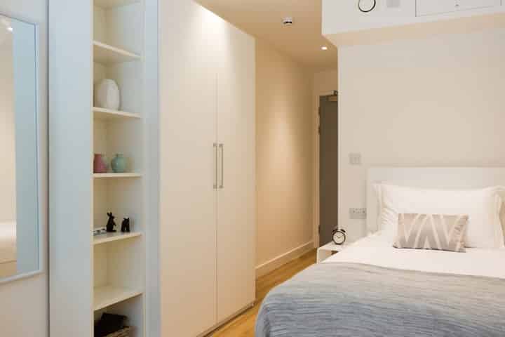 Book Chapter Aldgate London Student Accommodation | Amber