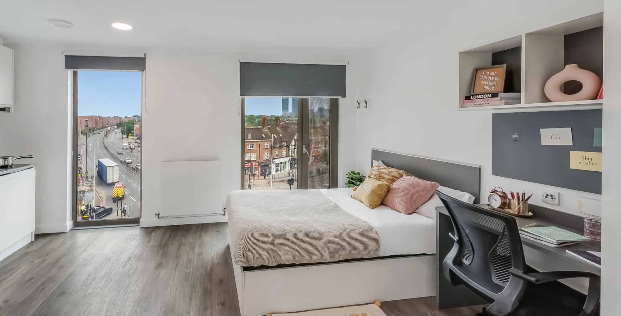 Platinum Studio Private Mid Level 
