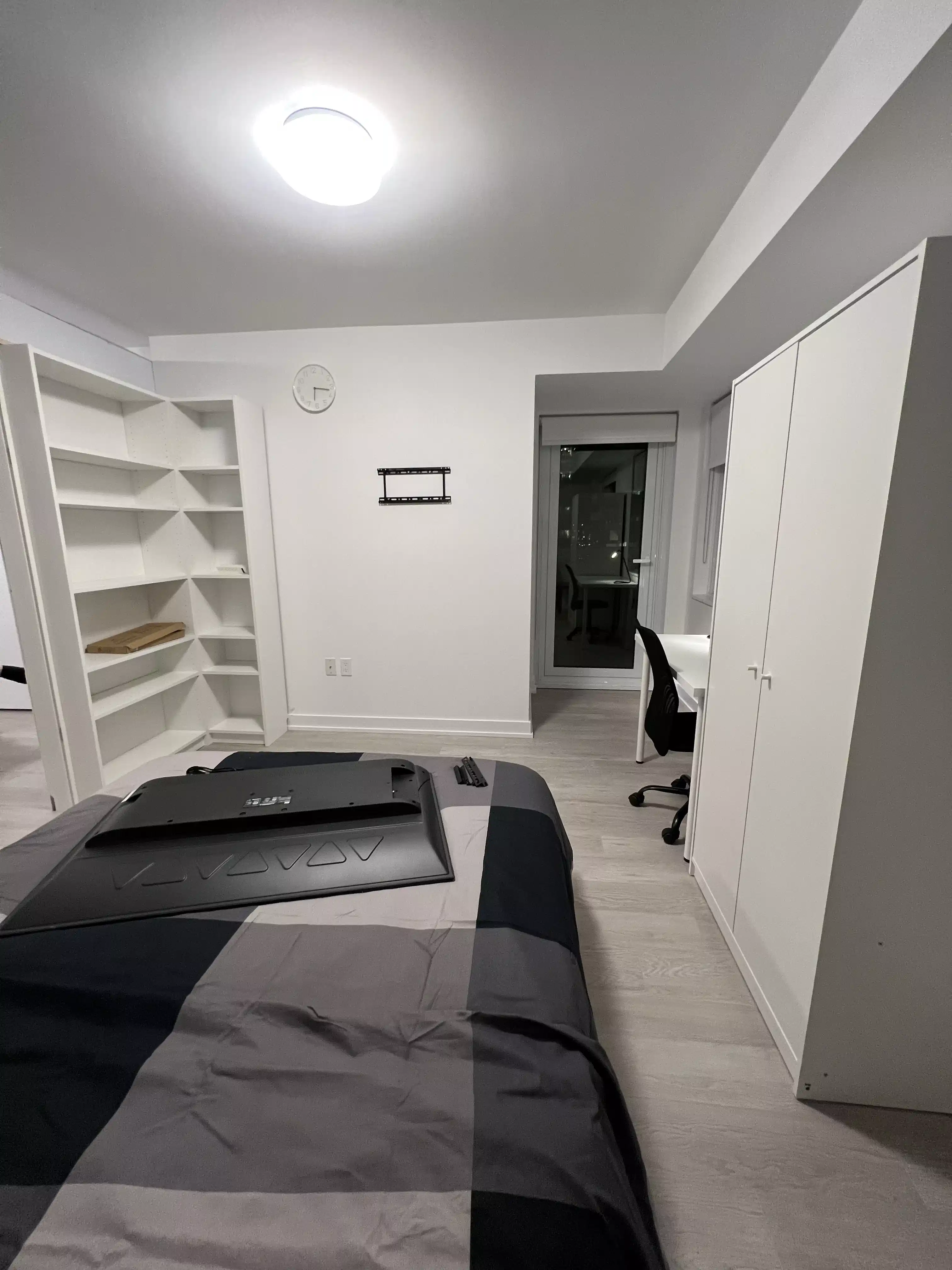 Amenities?w=400&h=260&fit=crop&q=40&auto=format&trim=auto