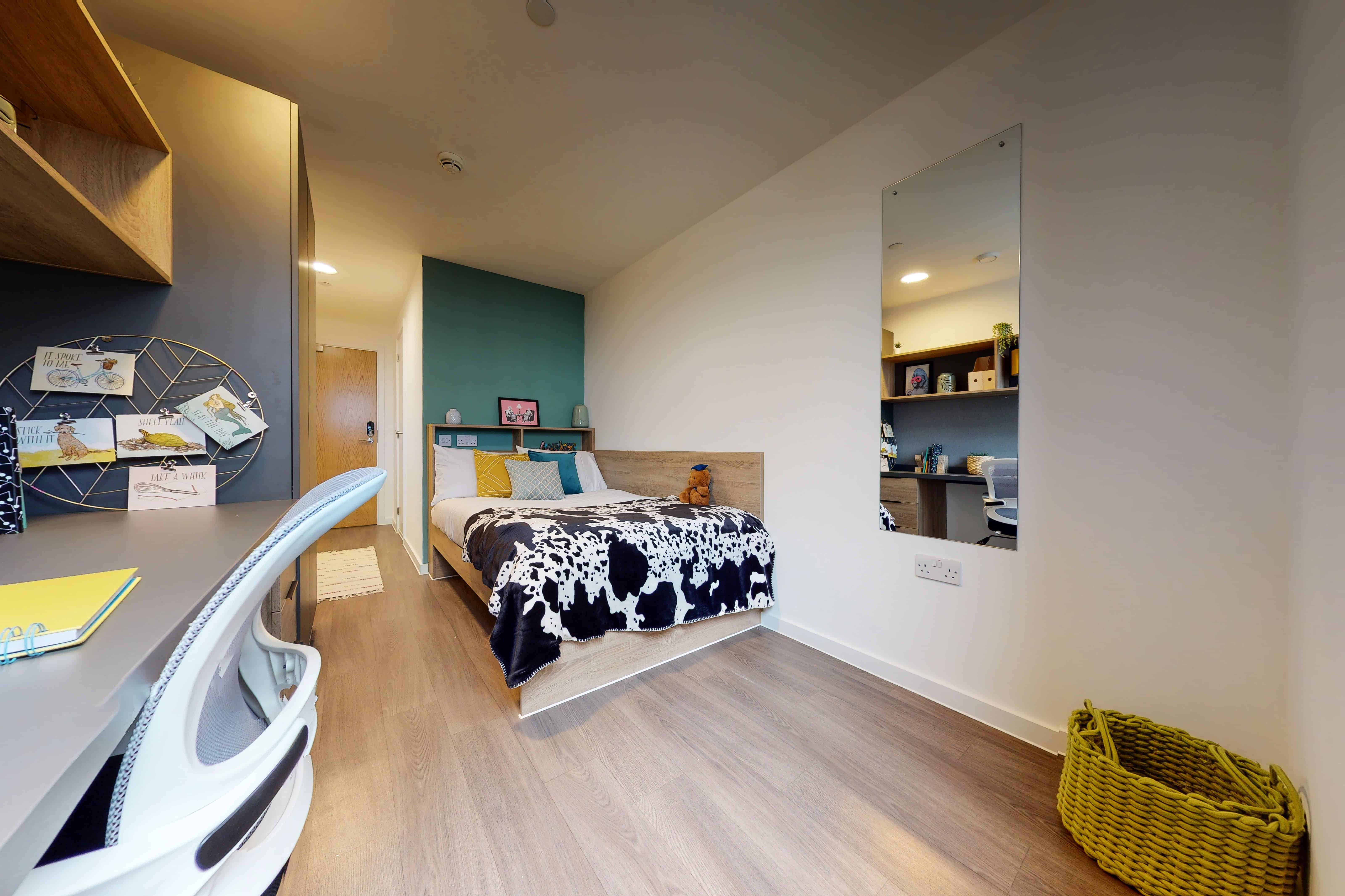Bronze Ensuite Lower Xl Level