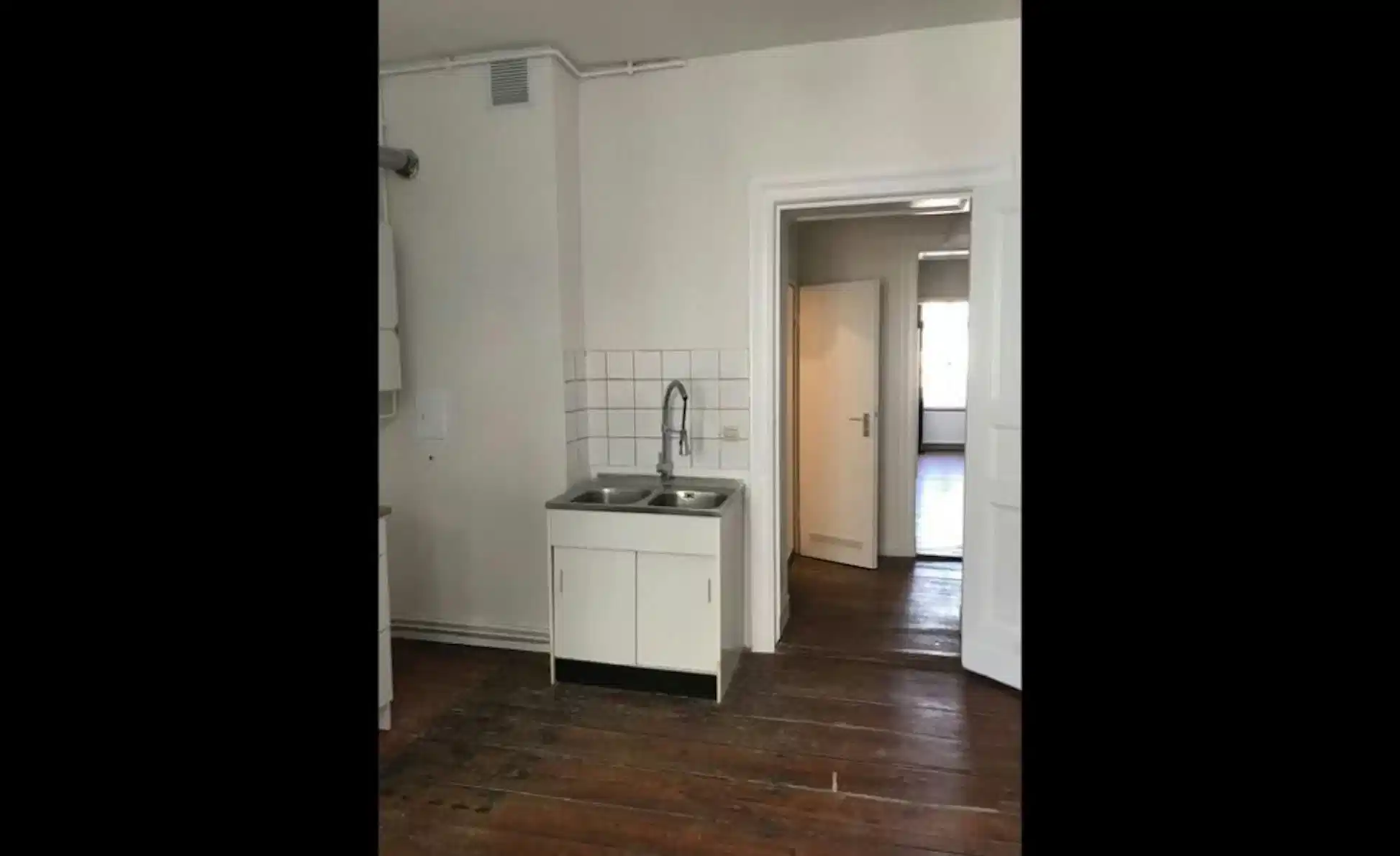 RM Heinrich-Roller-Straße 11, Berlin - Berlin, Germany - Amenities