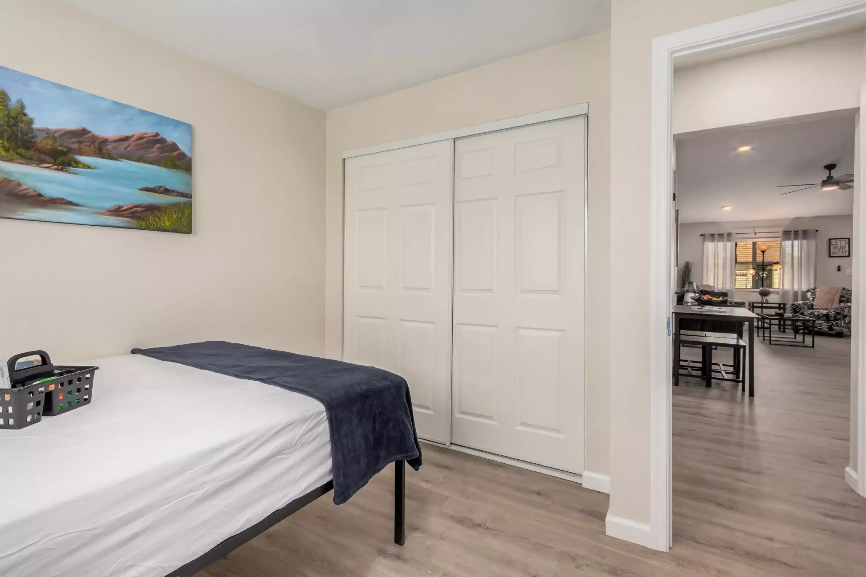 #41119 : Room in 9 Bed 4 Bath - Bathroom?w=400&h=260&fit=crop&q=40&auto=format&trim=auto