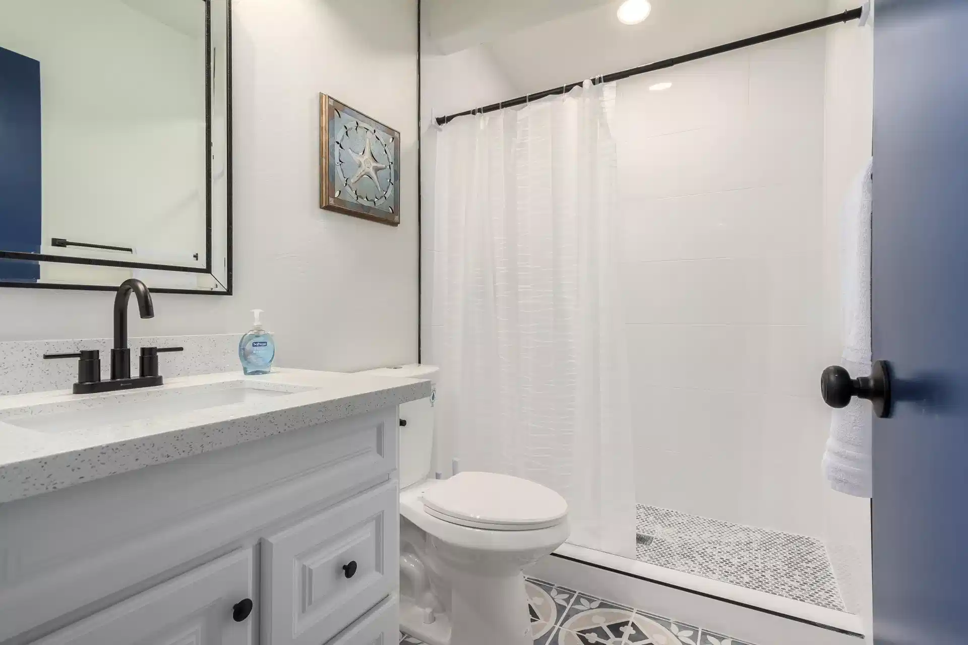 PDP 85204, Mesa - Mesa, Arizona, United States - #27461 : Room in 8 Bed 3 Bath - Bathroom