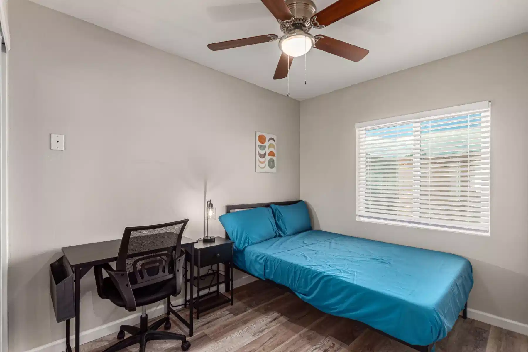 PDP 85205, Mesa - Mesa, Arizona, United States - #28928 : Room in 4 Bed 1 Bath - Bedroom