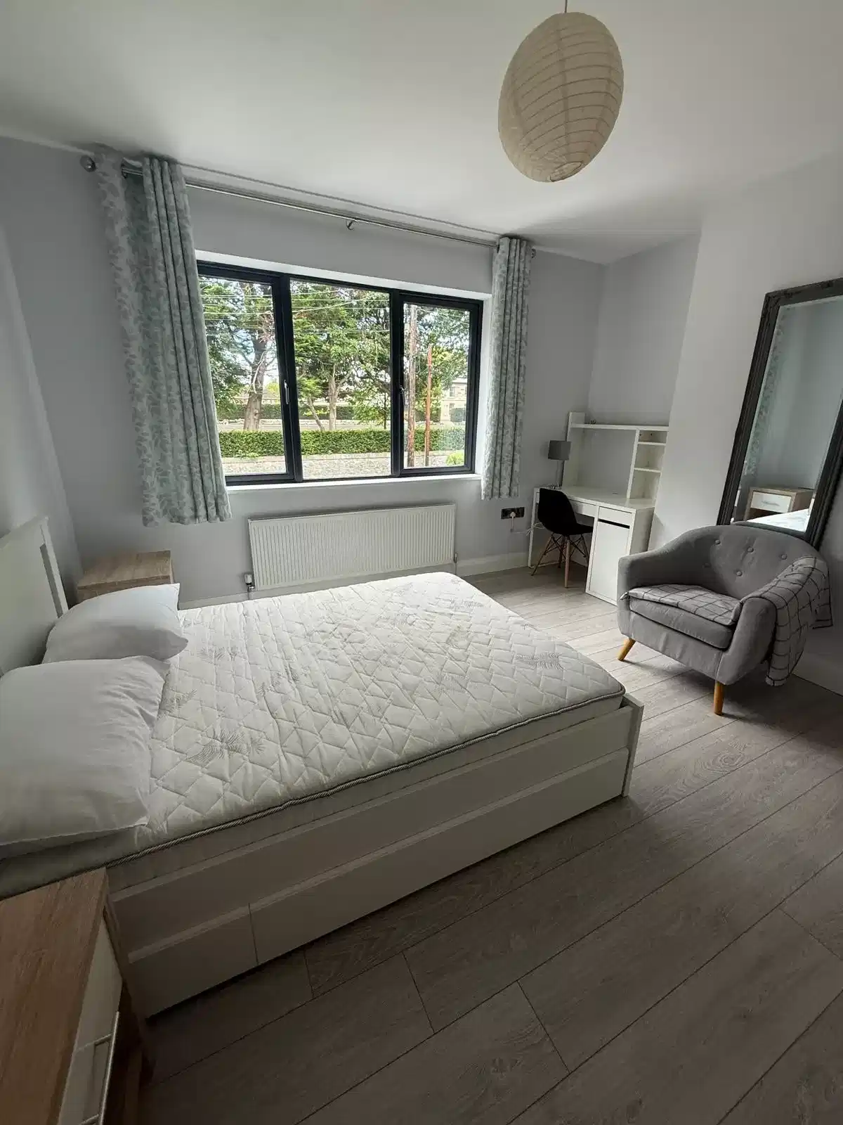 Room in a 5 Bedroom Apartment, 2 Asgard Cove, Loughill, Ireland (V94 ED3R) - Limerick, Ireland - Bedroom