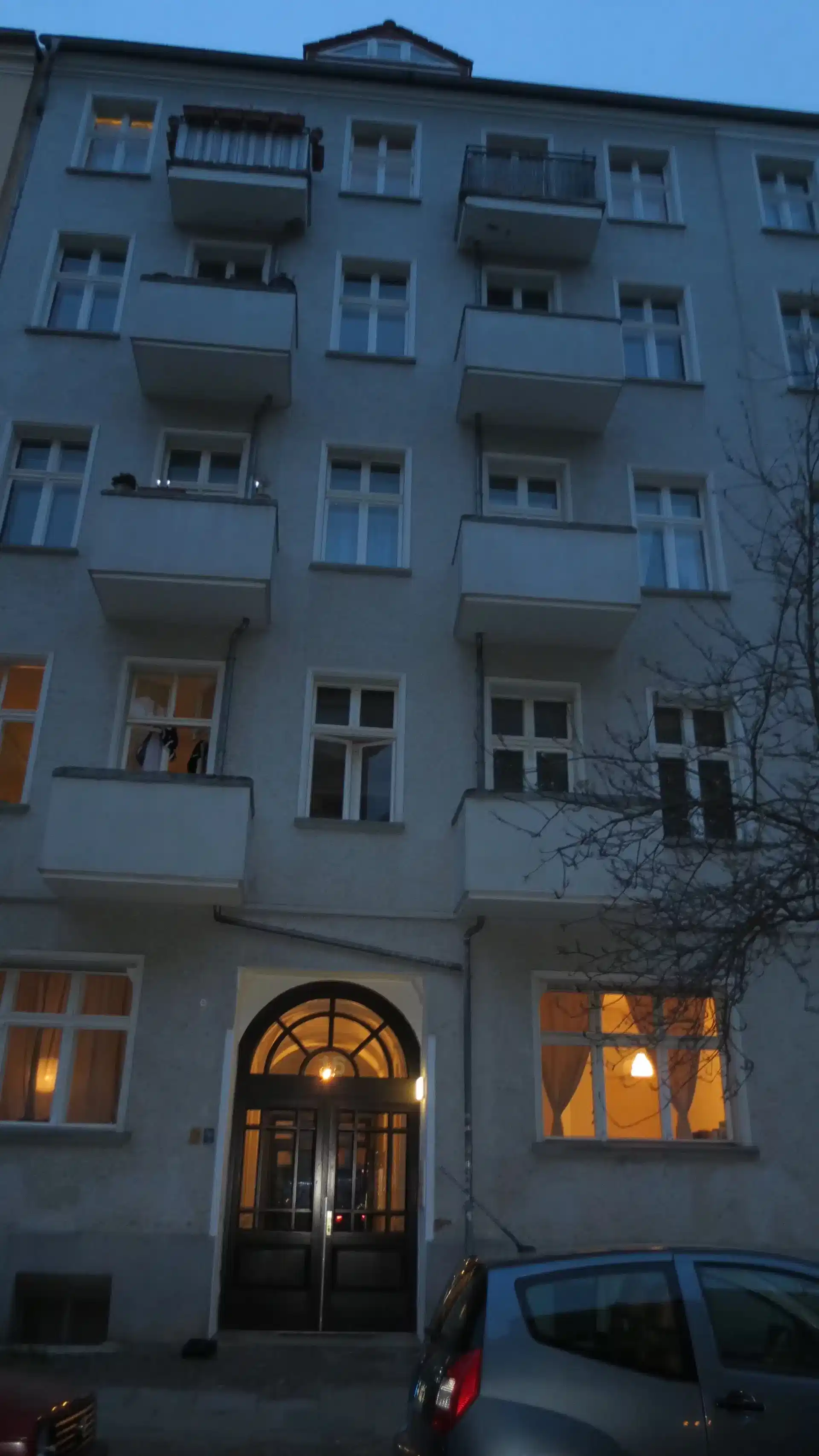 ?w=400&h=260&fit=crop&q=40&auto=format&trim=auto