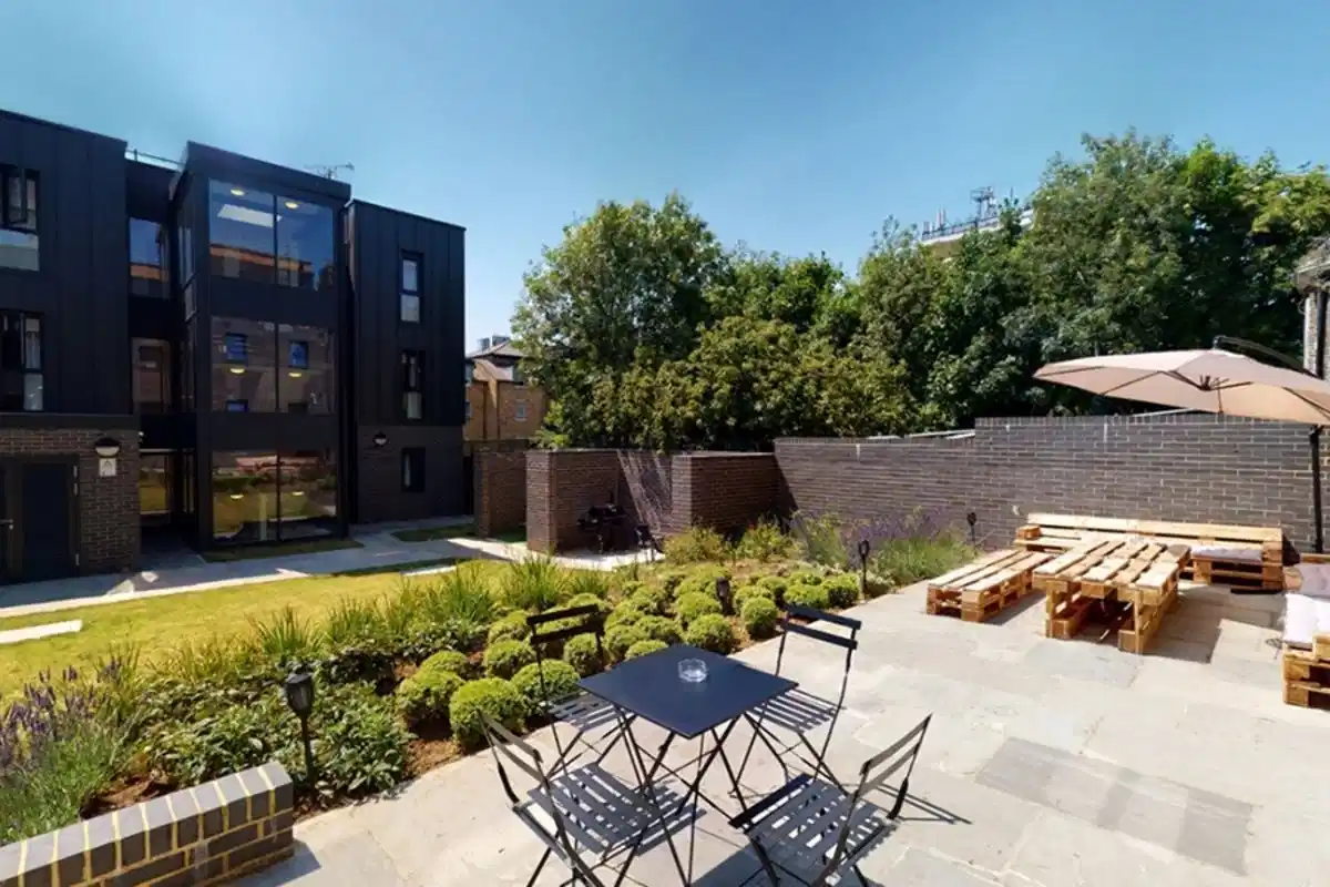 Finsbury Park, London - London, England, United Kingdom - Exterior