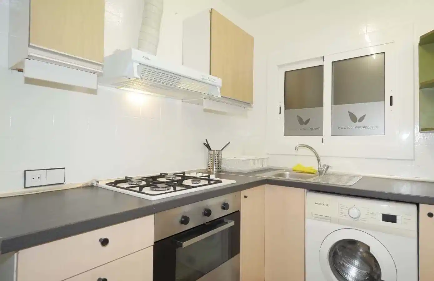 SPC 8012, Barcelona - Barcelona, Spain - #164531: Room in a 4 Bed 3 Bath (Avinguda De La Riera De Cassoles) - Kitchen