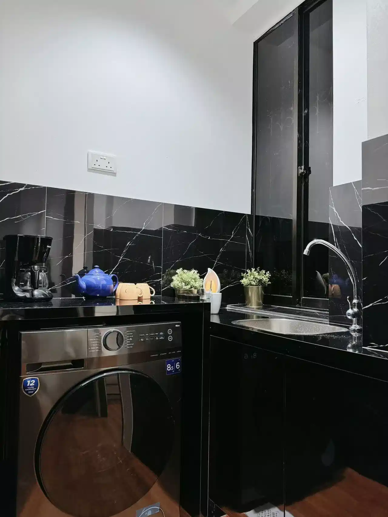 Singroost Singapore Sims Ave, Sims Avenue - Singapore, Singapore - Kitchen