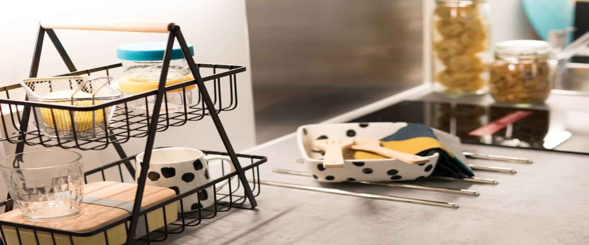 Amenities?w=400&h=260&fit=crop&q=40&auto=format&trim=auto