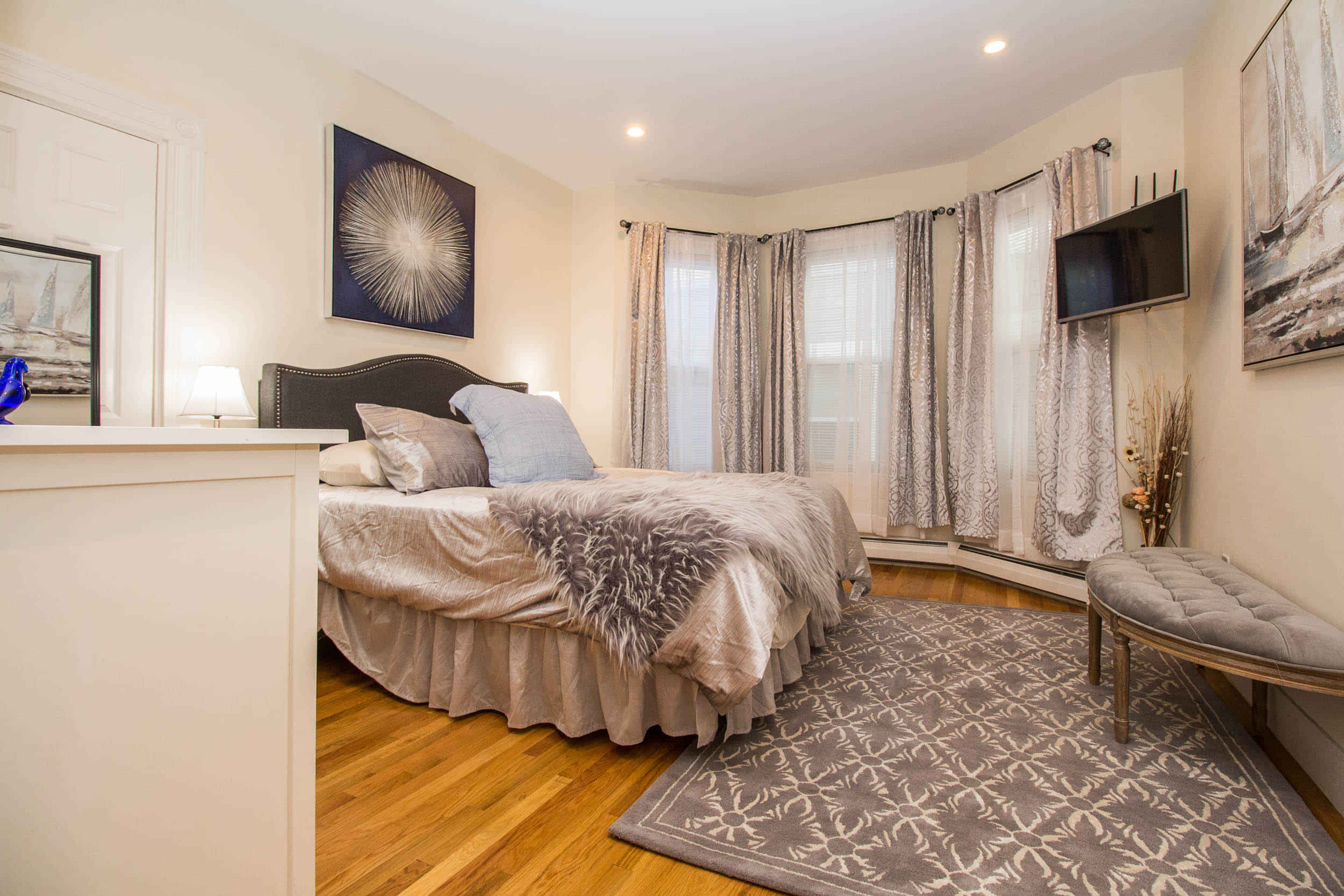 Western Avenue, Boston - Boston, Massachusetts, United States - Bedroom
