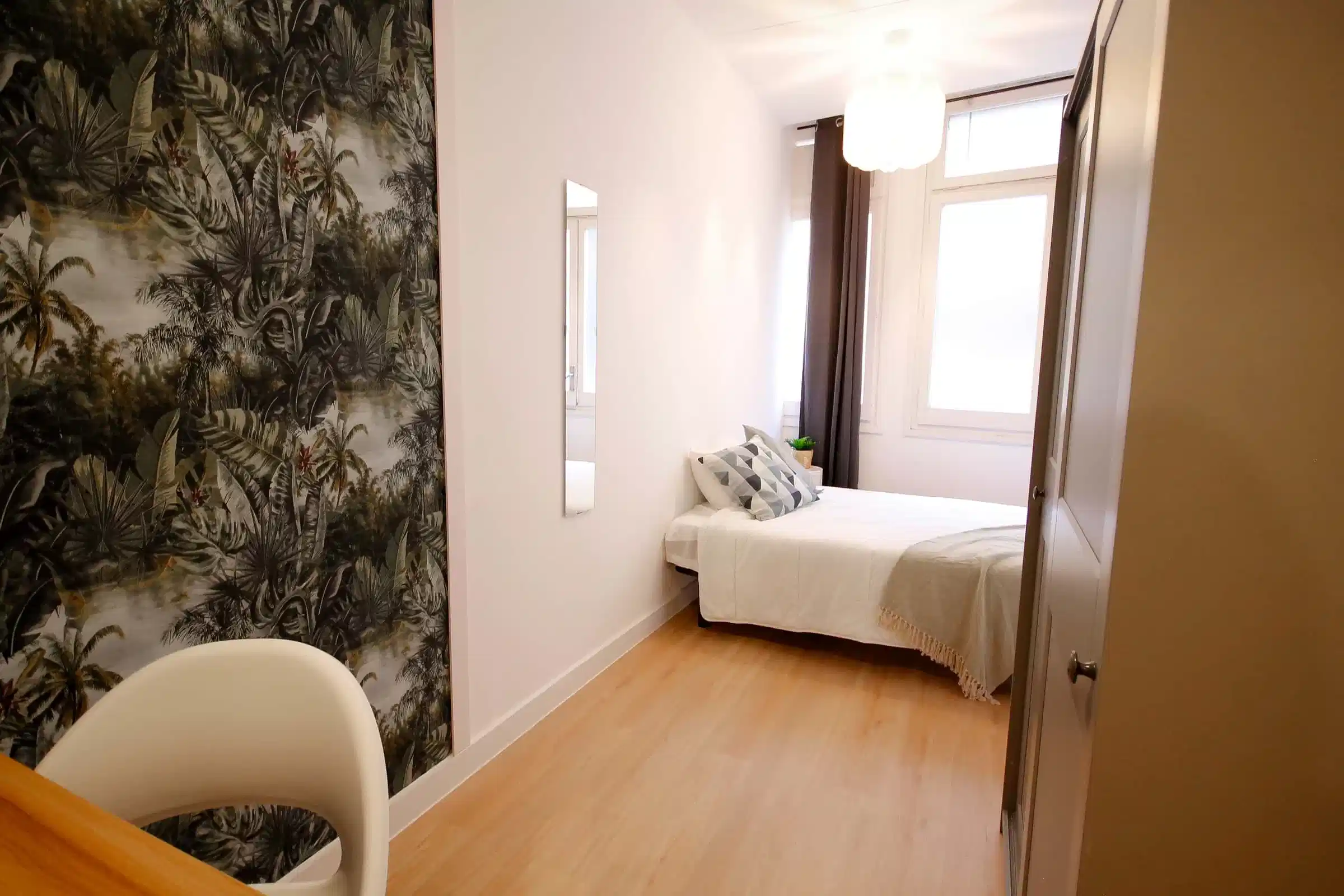 Amenities?w=400&h=260&fit=crop&q=40&auto=format&trim=auto