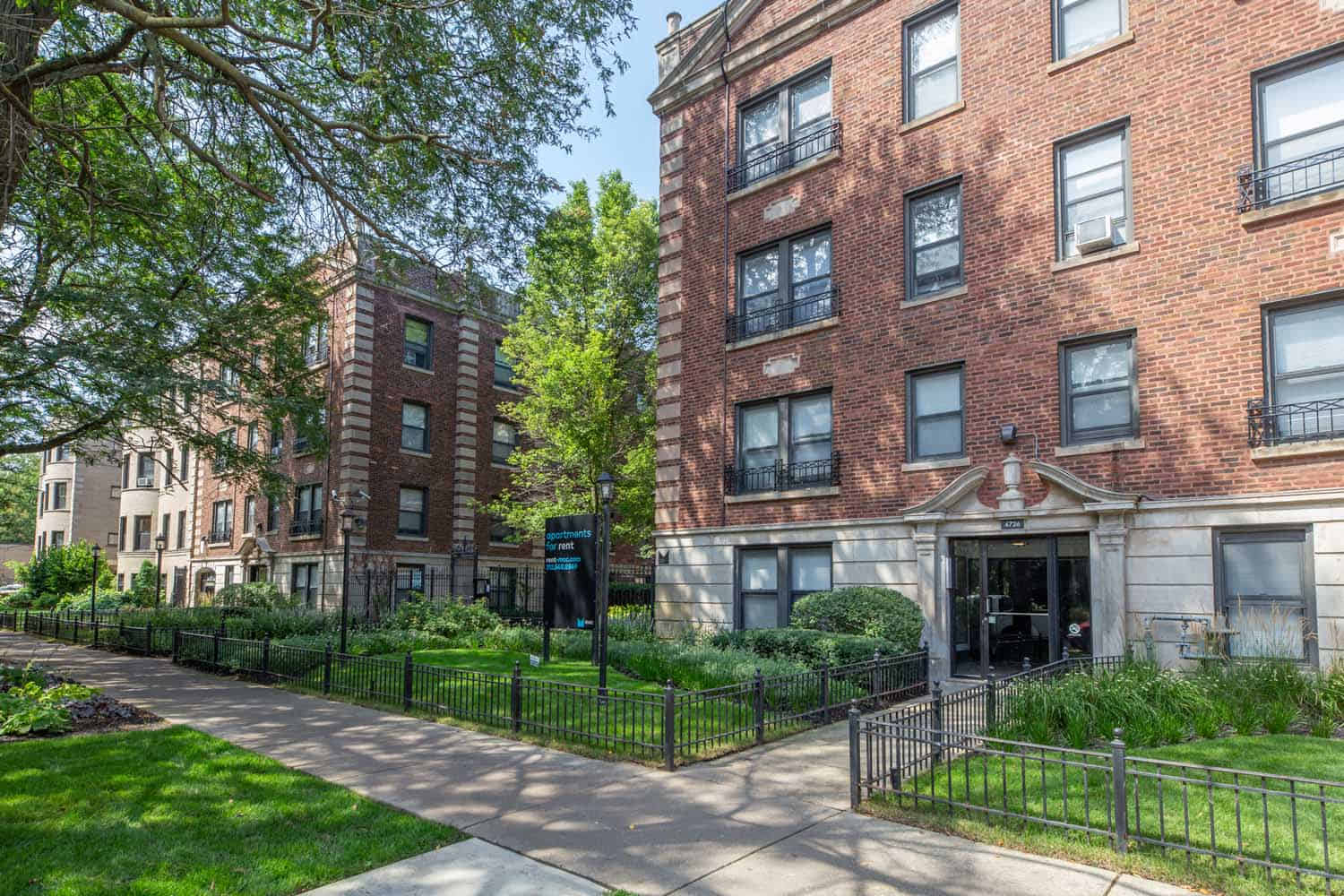 Woodlawn Terrace, Chicago - Chicago, Illinois, United States - Exterior