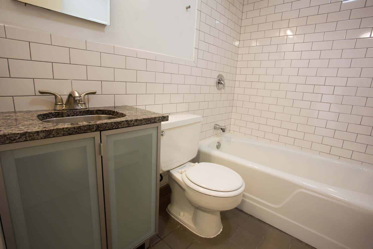 Kitchen?w=400&h=260&fit=crop&q=40&auto=format&trim=auto