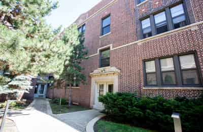 Ellis Court, Chicago - Chicago, Illinois, United States - Exterior