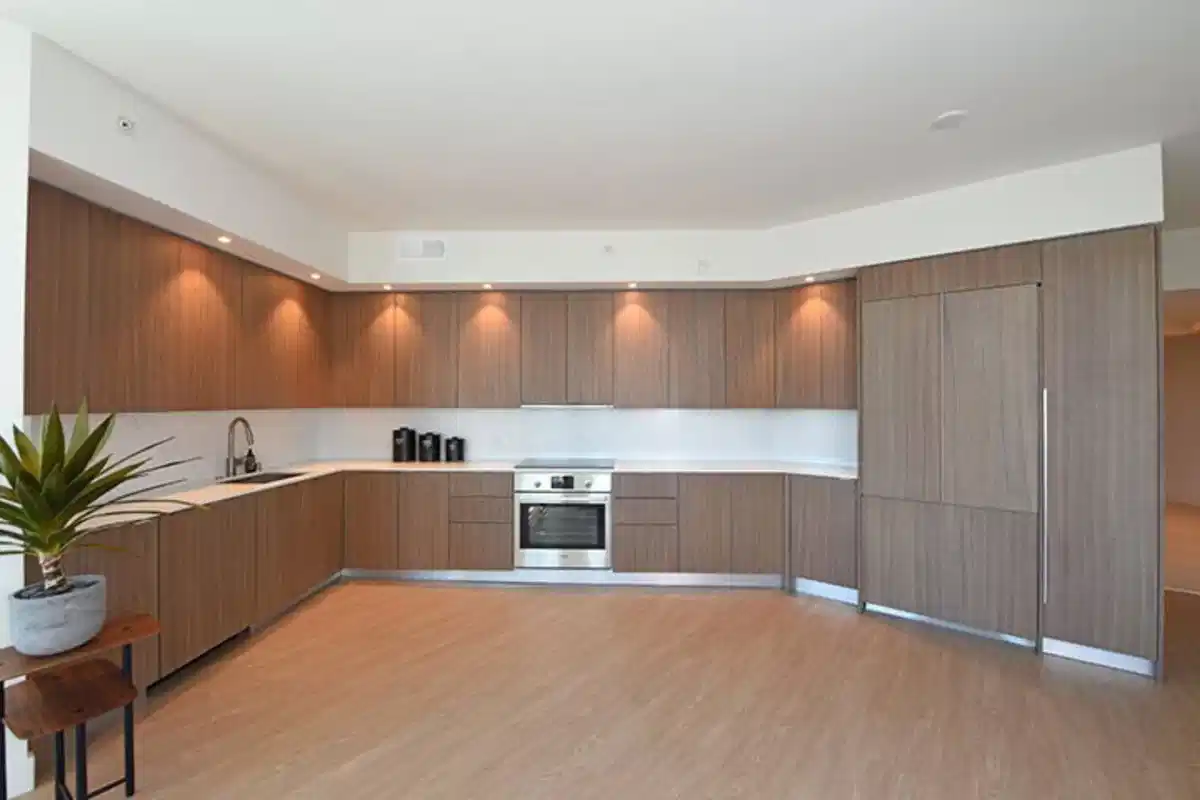 Common Area?w=400&h=260&fit=crop&q=40&auto=format&trim=auto