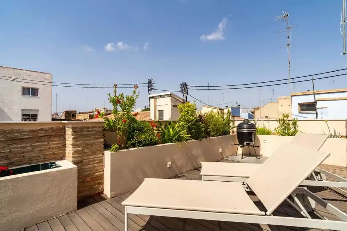 SPC 46003, Valencia - Valencia, Spain - Amenities