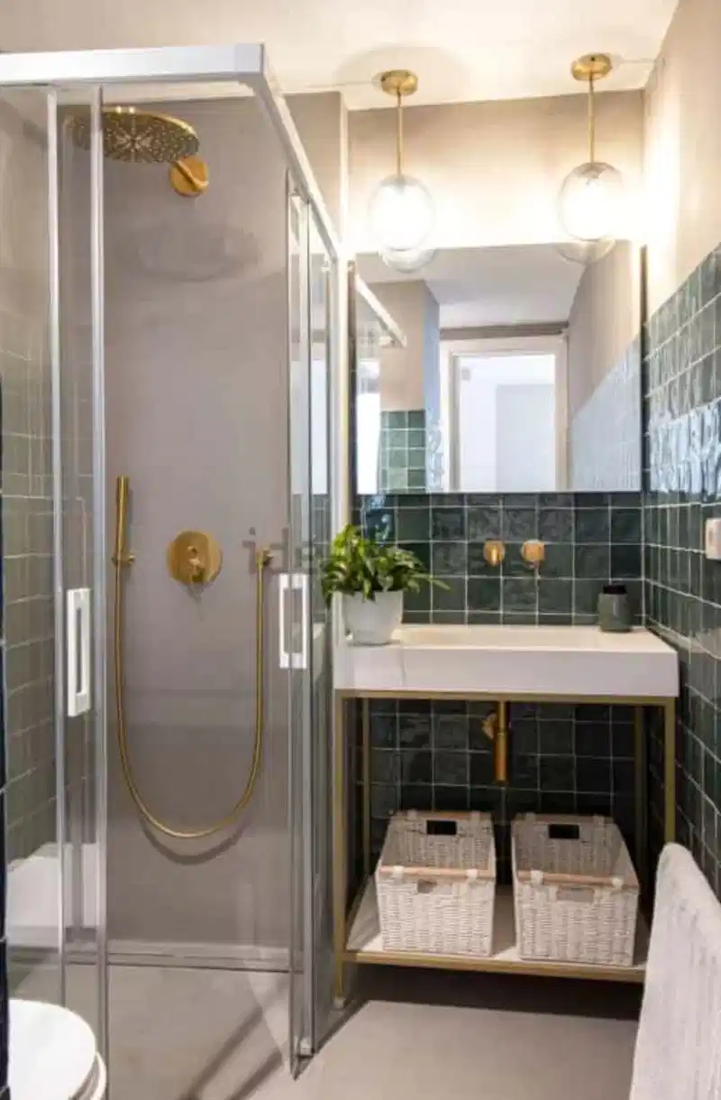 Common Area?w=400&h=260&fit=crop&q=40&auto=format&trim=auto