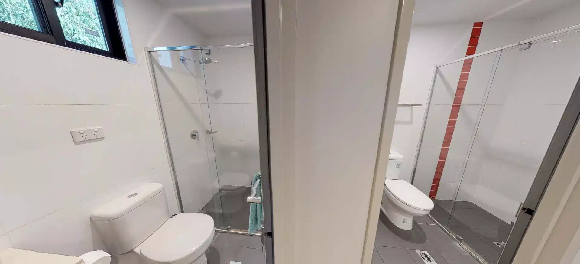 Exterior?w=400&h=260&fit=crop&q=40&auto=format&trim=auto