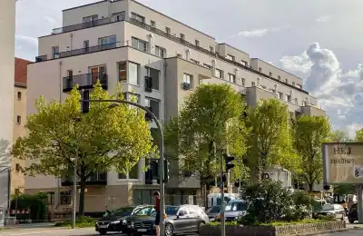 SPC 12049, Berlin - Berlin, Germany - Exterior