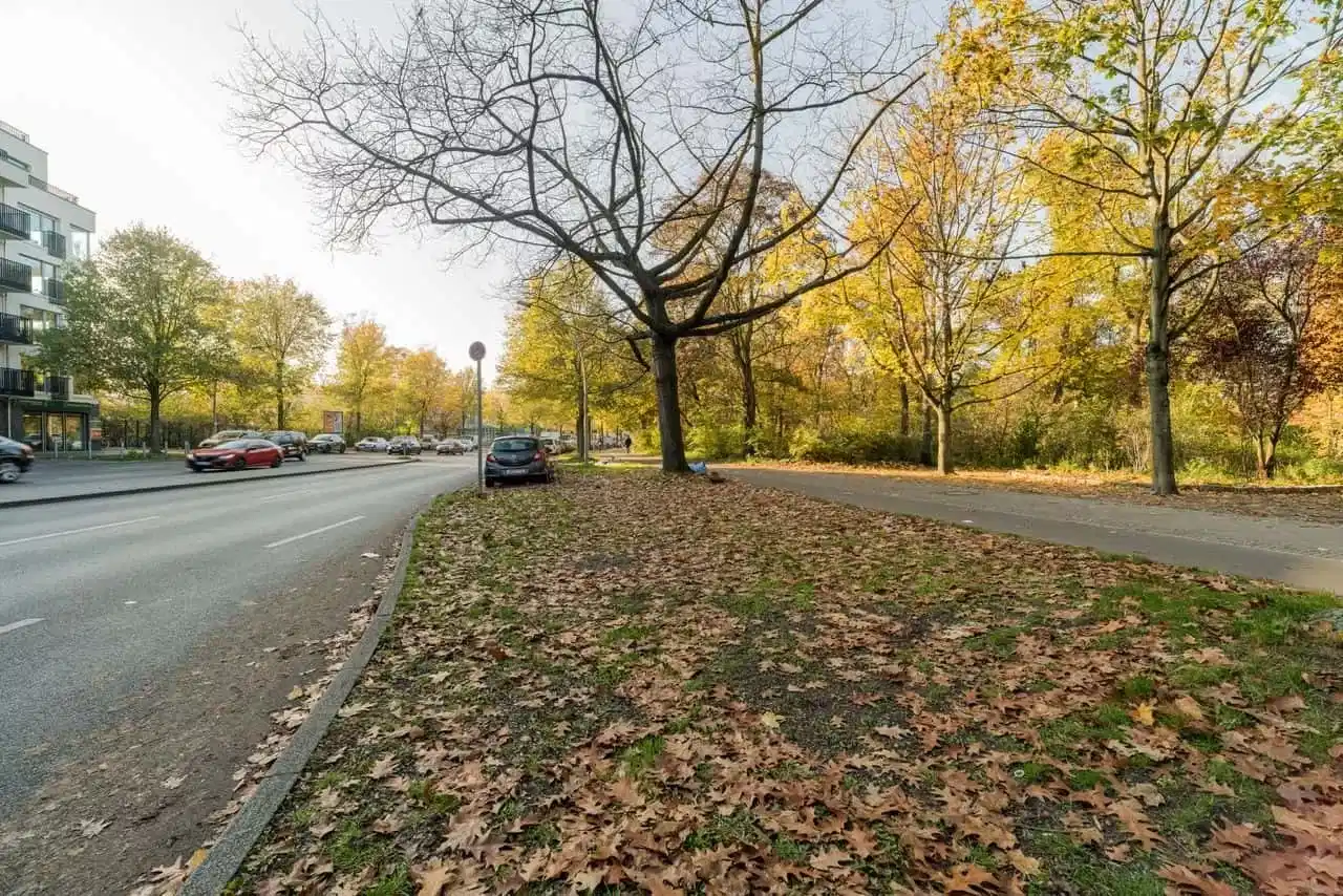 SPC 12049, Berlin - Berlin, Germany - Exterior