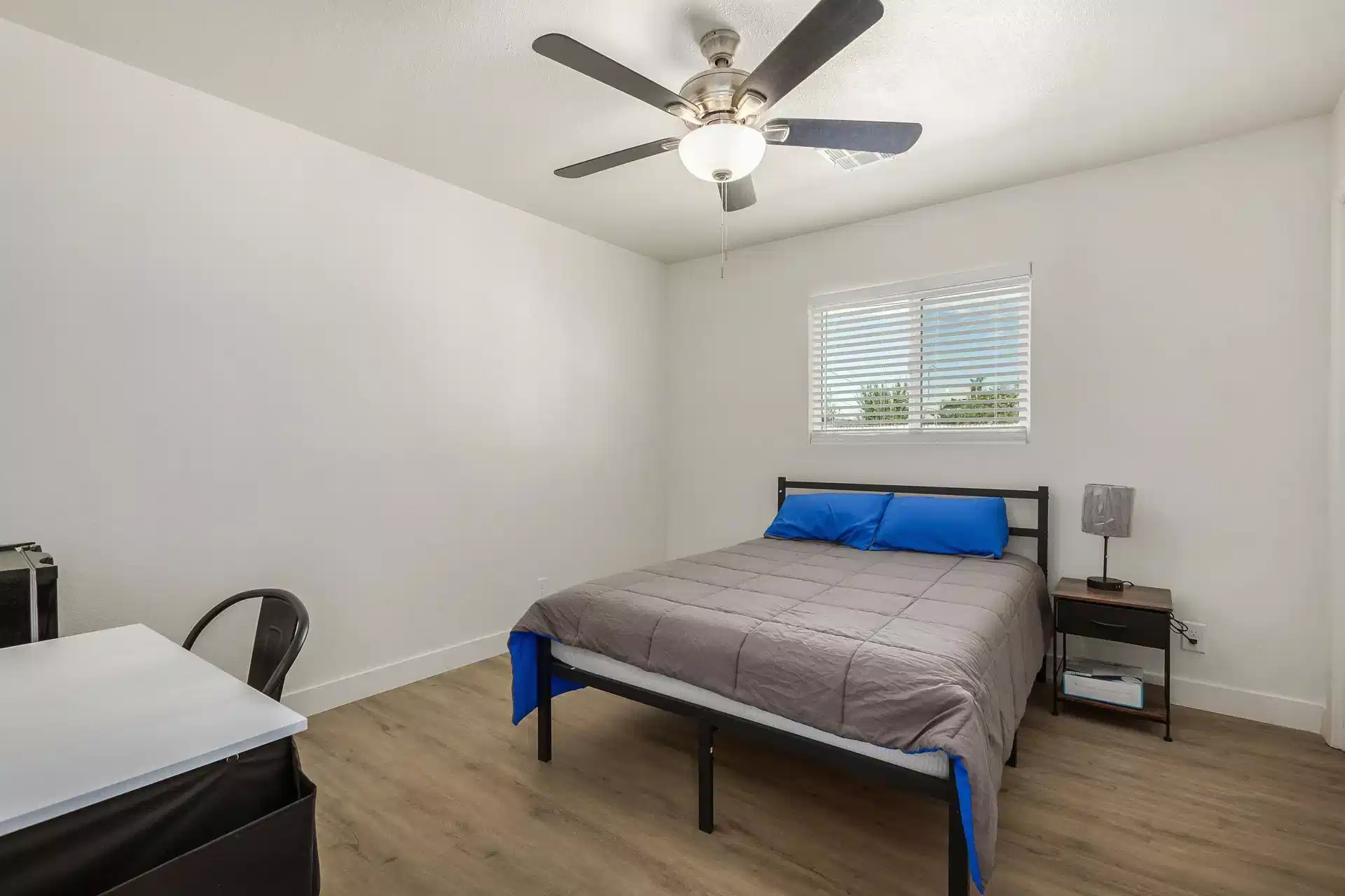 PDP 85019, Phoenix - Phoenix, Arizona, United States - #12796: Room in 8 Bed 3 Bath - Bedroom