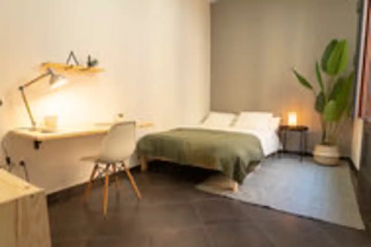 Common Area?w=400&h=260&fit=crop&q=40&auto=format&trim=auto