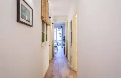 Room in 4 Bed 1 Bath | Villarroel - Bedroom?w=400&h=260&fit=crop&q=40&auto=format&trim=auto