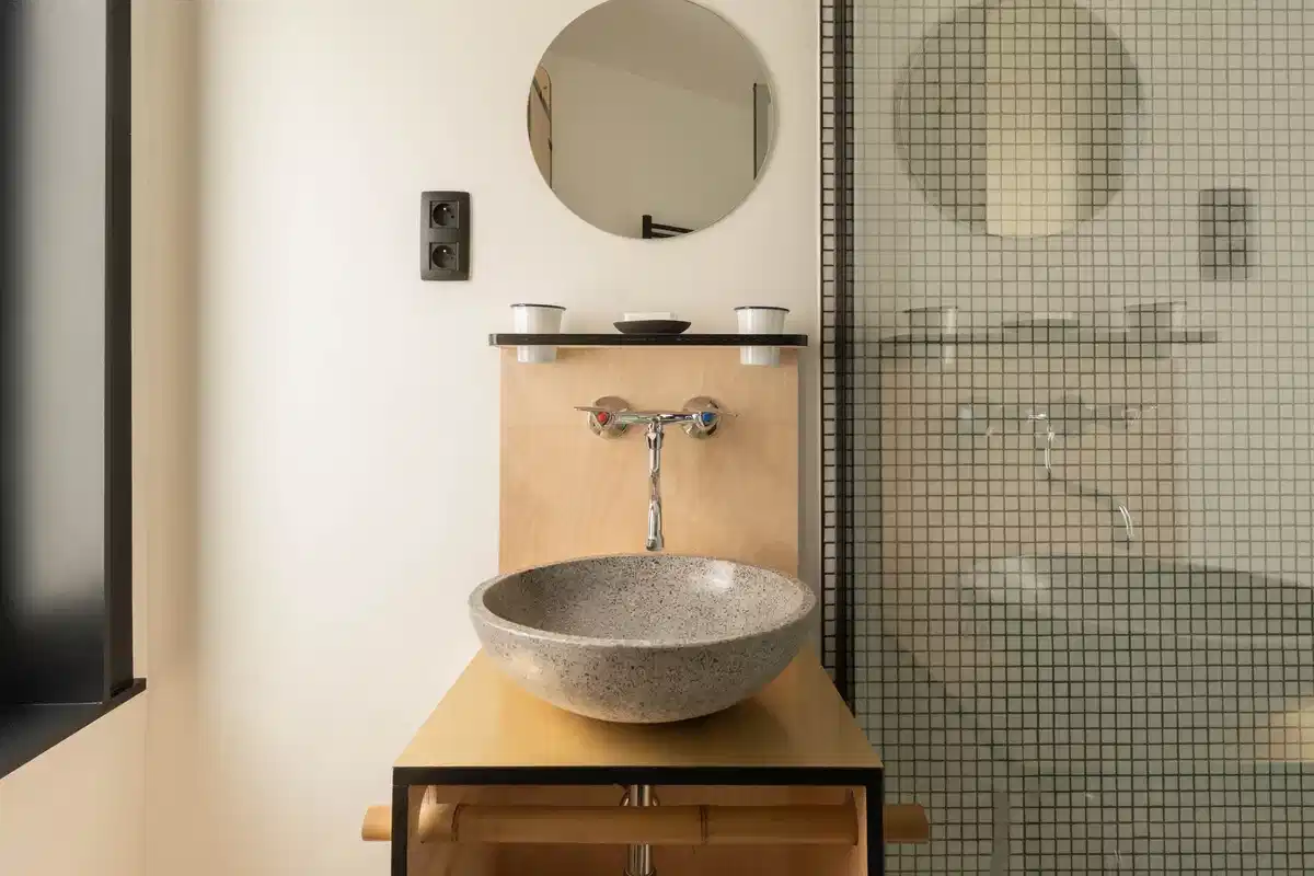 Common Area?w=400&h=260&fit=crop&q=40&auto=format&trim=auto