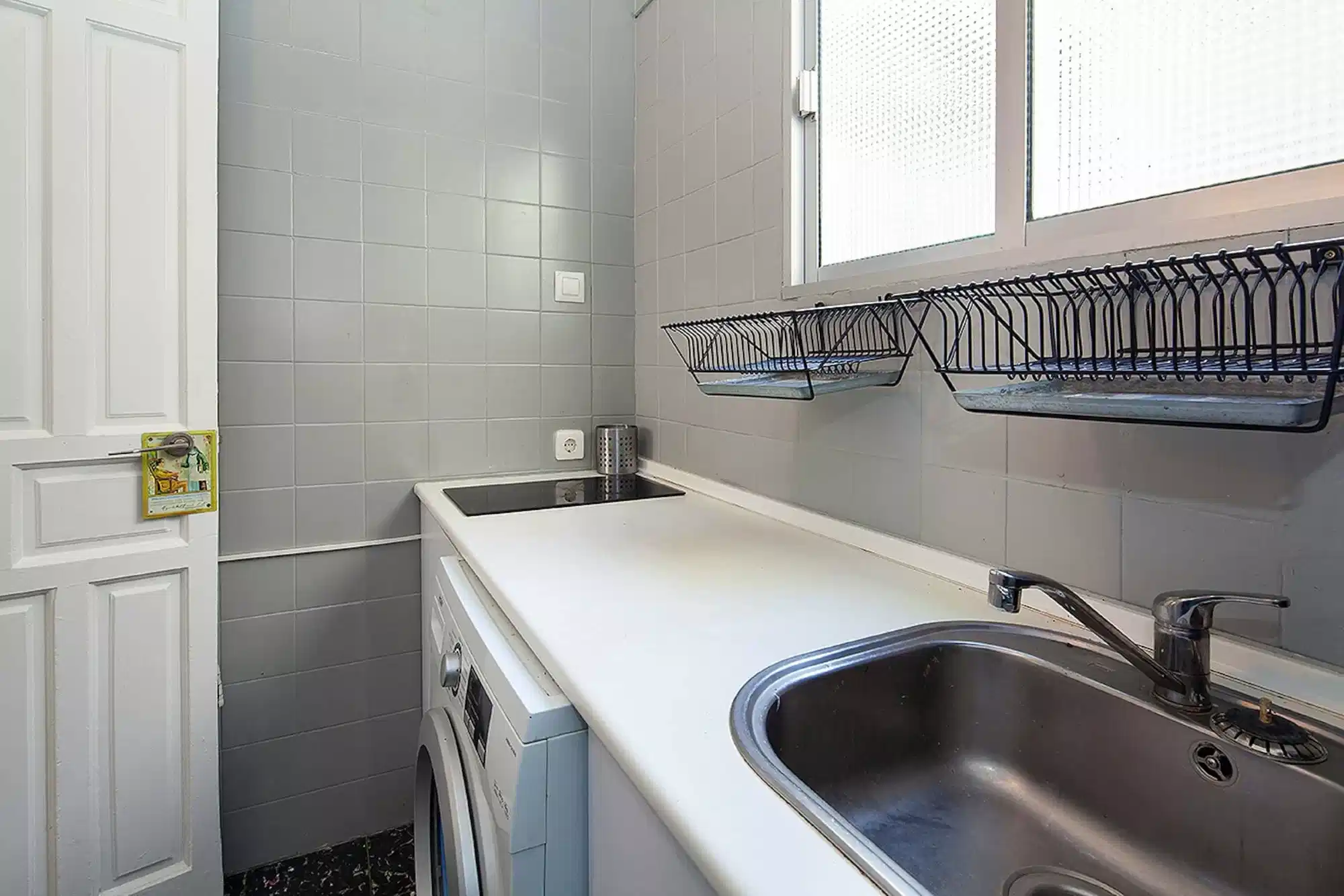 SPC 41003, Sevilla - Seville, Spain - #164934: Room in 1 Bedroom 1 Bathroom (Calle Bustos Tavera) - Kitchen