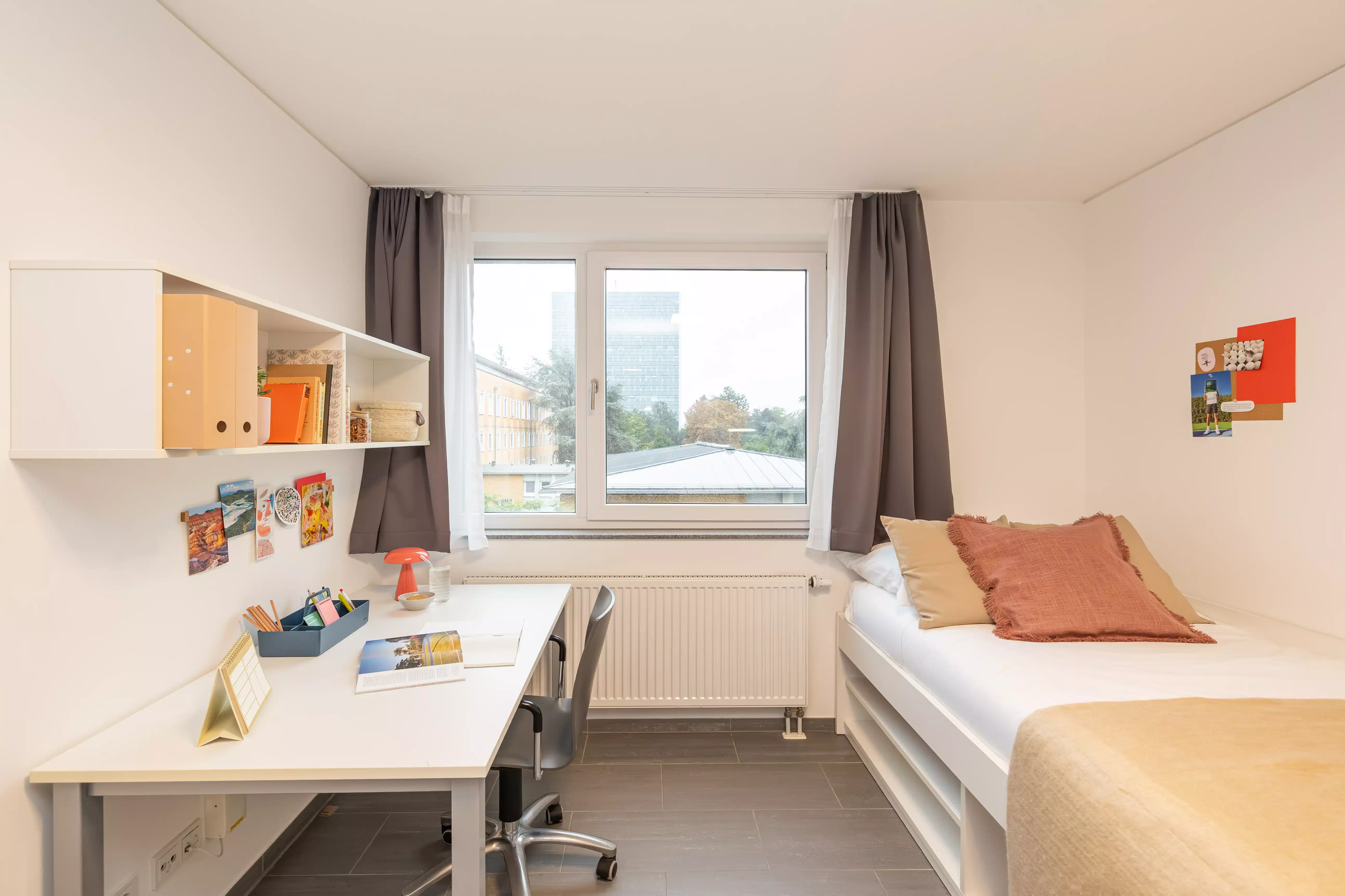 Basic Silver Studio (16 sqm)