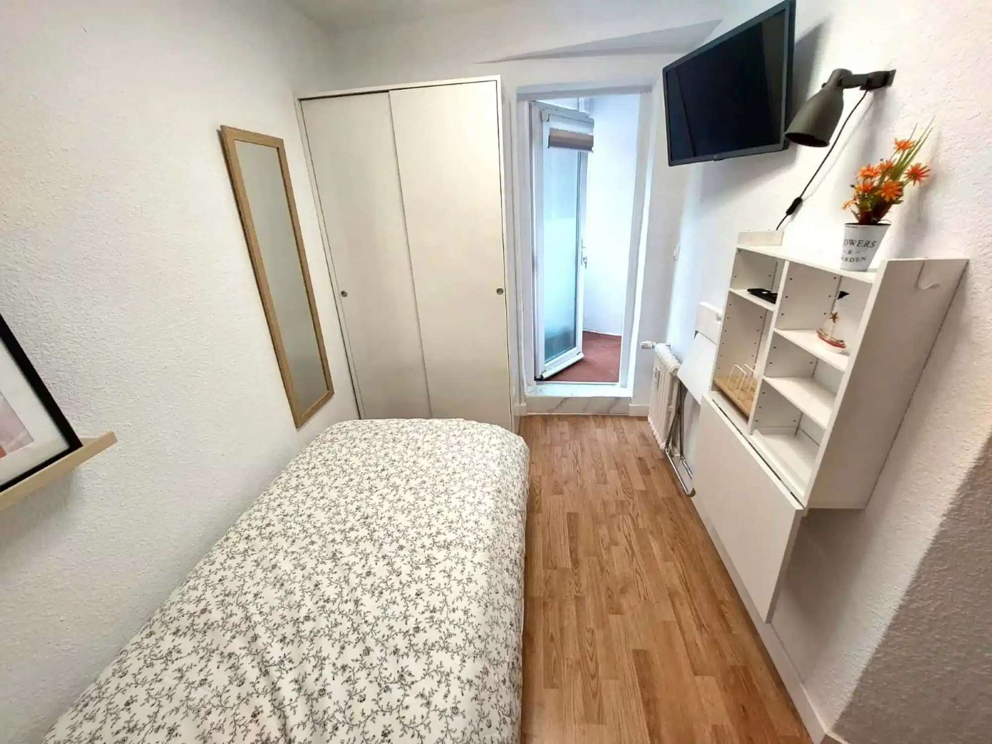 SPC 28043, Madrid - Madrid, Spain - #184890: Room in 3 Bedroom 1 Bathroom (Calle De López De Hoyos) - Bedroom