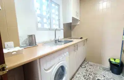 #184890: Room in 3 Bedroom 1 Bathroom (Calle De López De Hoyos) - Kitchen?w=400&h=260&fit=crop&q=40&auto=format&trim=auto